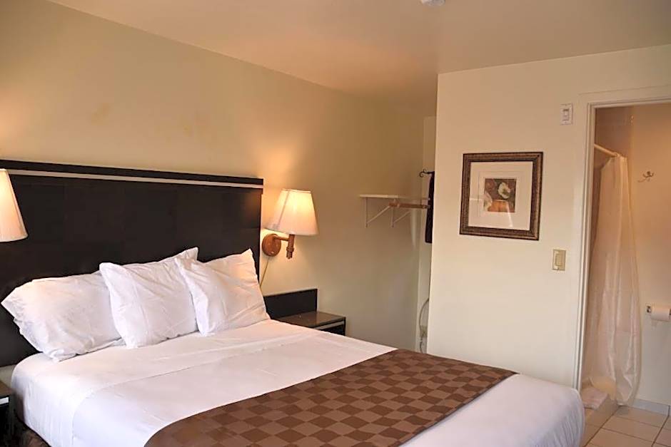 Baycities Motel