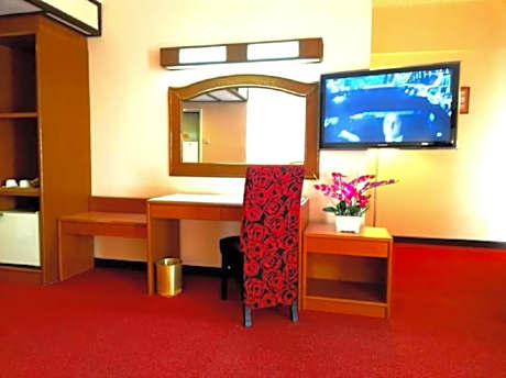 Deluxe Family Triple