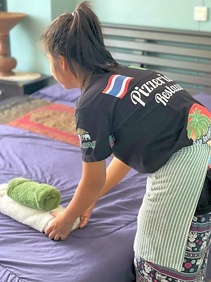 San Antonio Beach Guesthouse & Restaurant