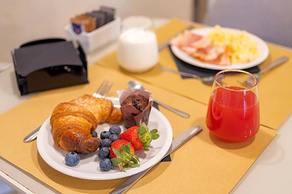 El Homs Palace Hotel