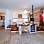 4reasons hotel + bistro | 12+