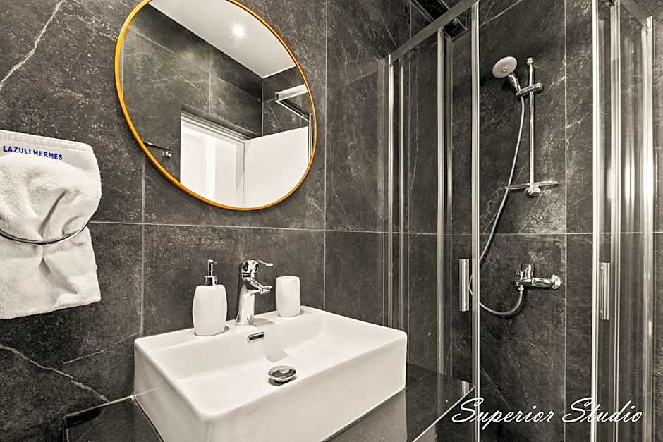 Lazuli Hermes Apartments