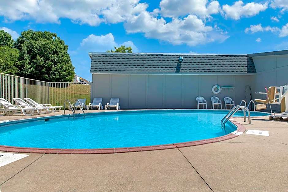 Rodeway Inn Sharonville - Cincinnati North
