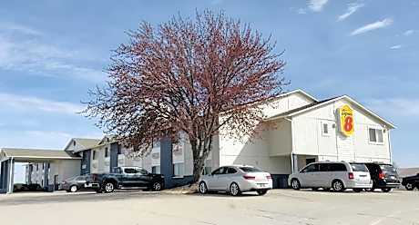 Super 8 by Wyndham Smithville/Kansas City