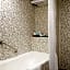 Crowne Plaza Toluca - Lancaster By IHG