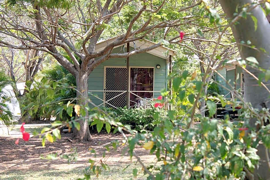 Aussie Outback Oasis Holiday Park