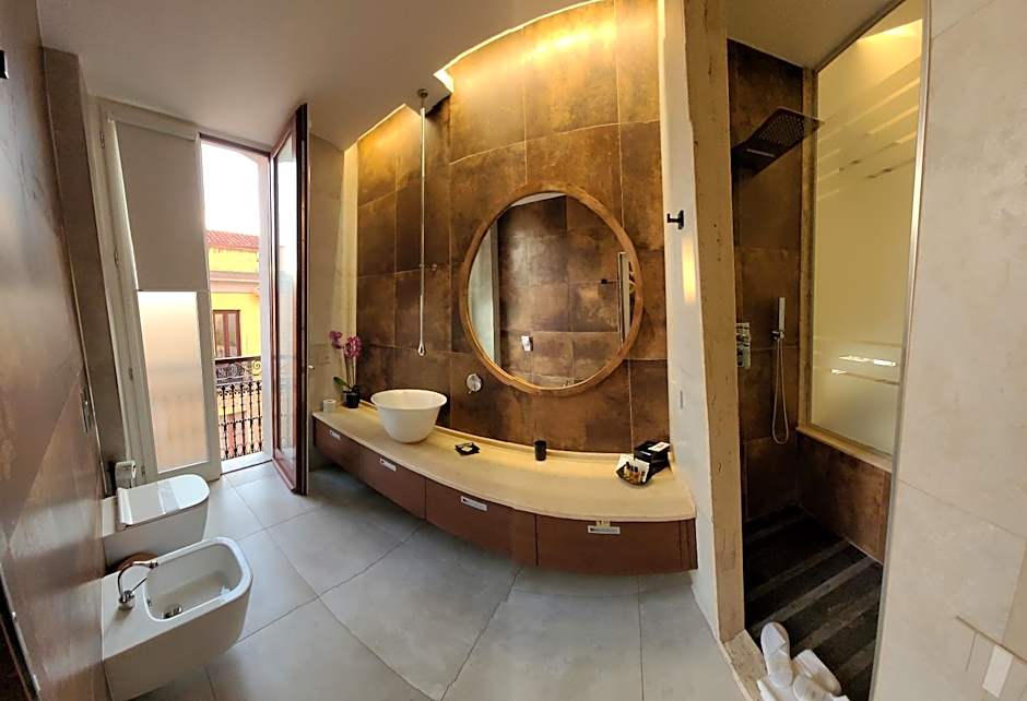 Palazzo Ferrucci Luxury Suites