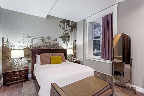 Executive Suite with Queen Bed - Non Smoking