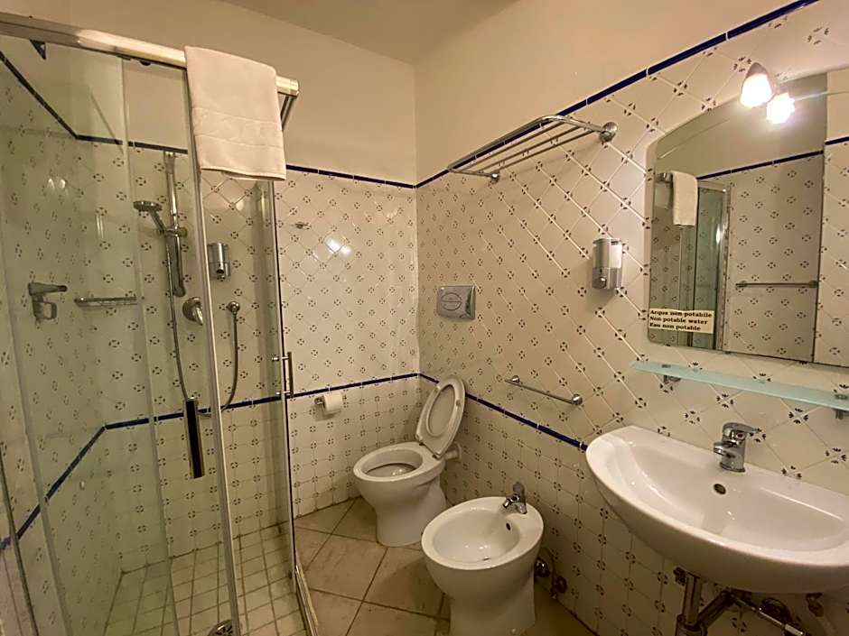 Petite Maison - Petits Appartements
