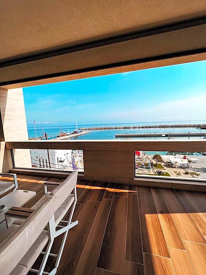 Porto Marine Hotel