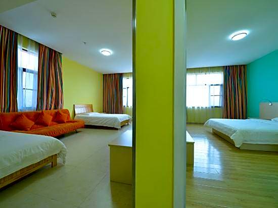 7 Days Inn Xishuangbanna Gaozhuang  Starlight Night Market