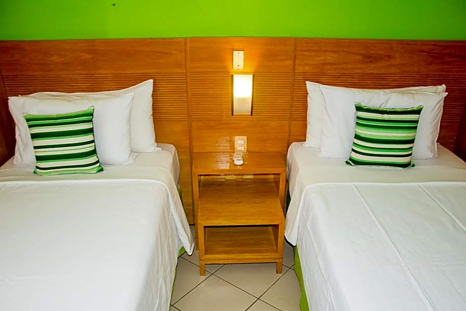 Quality Suites Natal