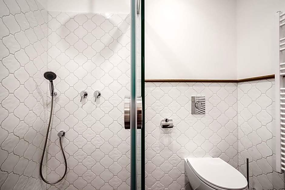 Budapest Eye- Boutique Suites, by BQA