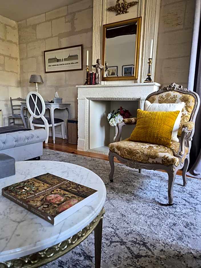 Chambre Bordeaux, piscine et spa