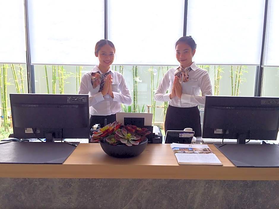 Madera Residence Sriracha