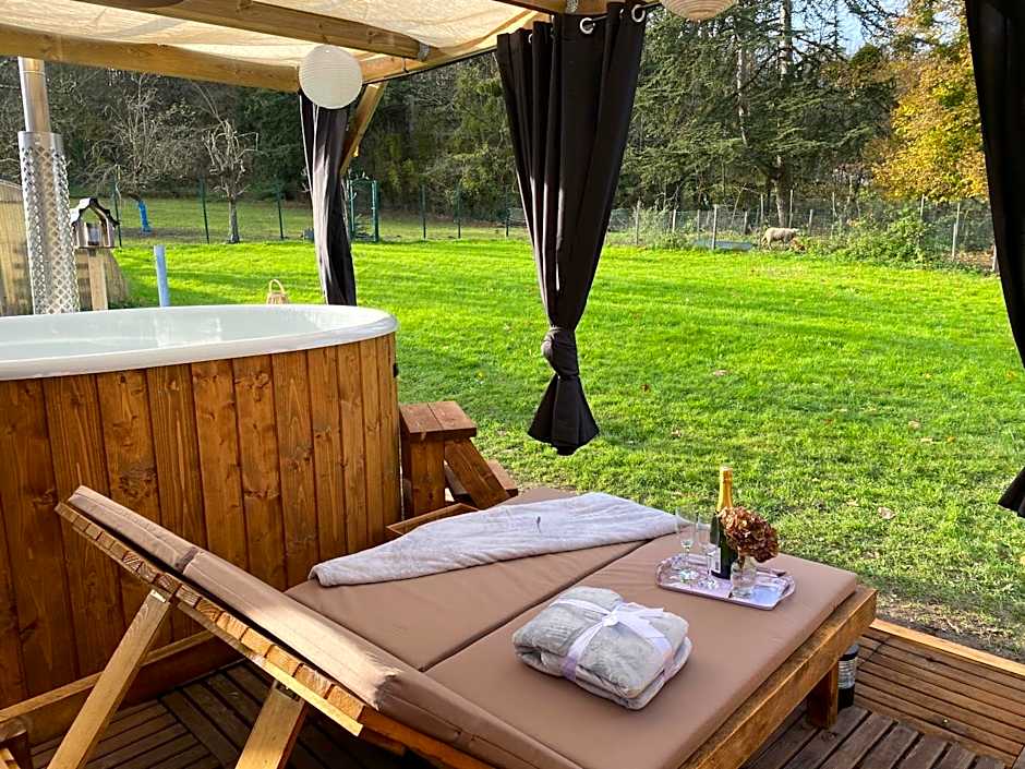 Les Mariniers Chambres d'Hôtes à la campagne avec aire de jeux - Spa nordique en option