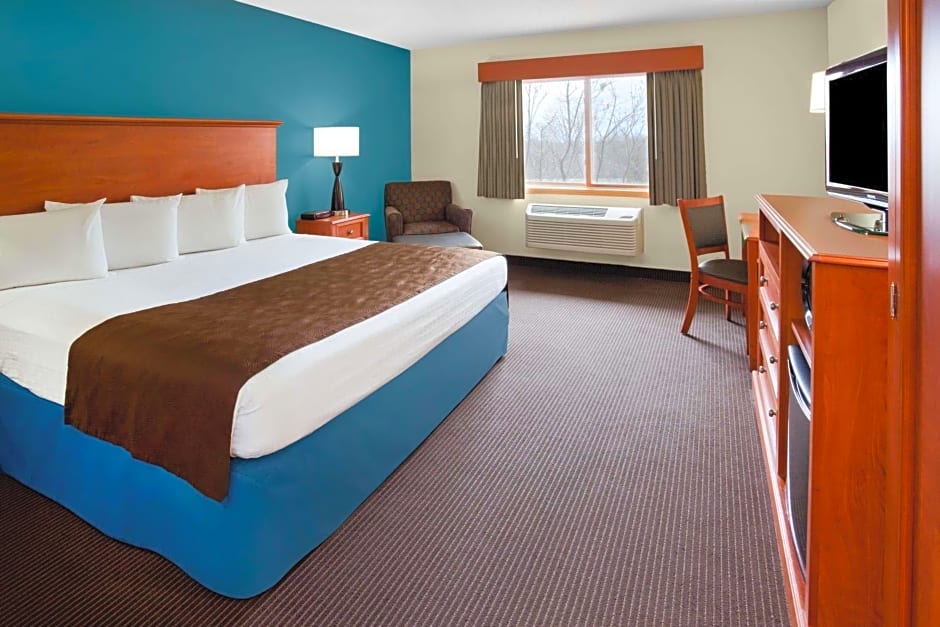 AmericInn by Wyndham Chanhassen