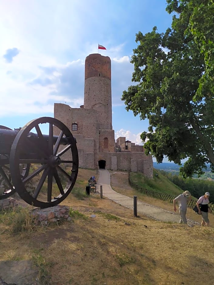 Willa Bona blisko Zamku Królewskiego i Rezerwatu zapraszam na grę miejską Magiczne Chęciny