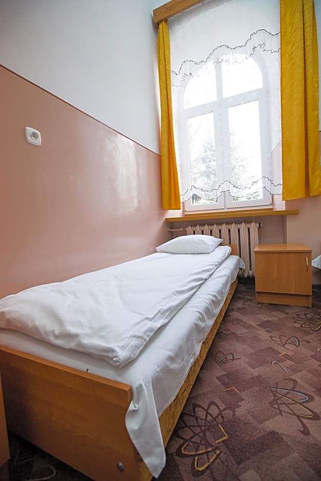 Schronisko Młodzieżowe PTSM Matecznik