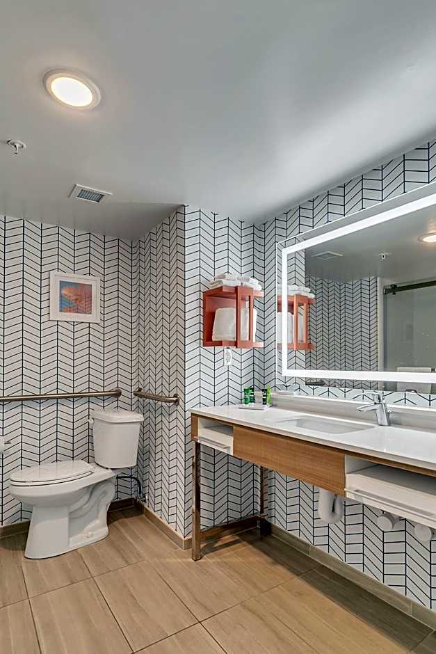 Holiday Inn Express & Suites Destin - Miramar Beach By IHG