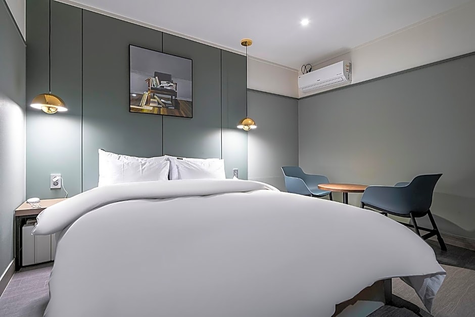 Brown Dot Hotel Osan