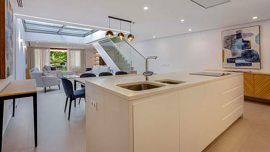 Pine Cliffs Village & Golf Suites