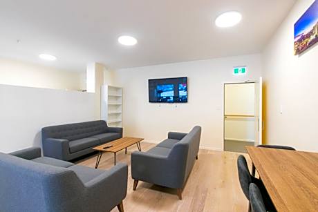 Deluxe Double Room with Shower