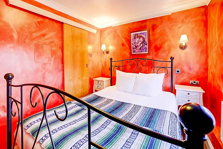 Church Street Hotel by Belvilla