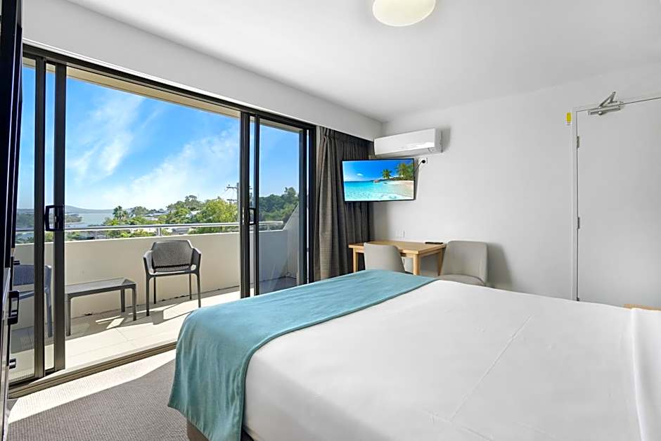 Gladstone Reef Hotel Motel