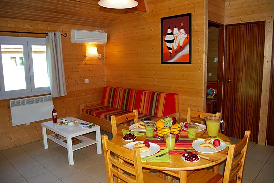 Lagrange Grand Bleu Vacances - Residence Les Ségalières