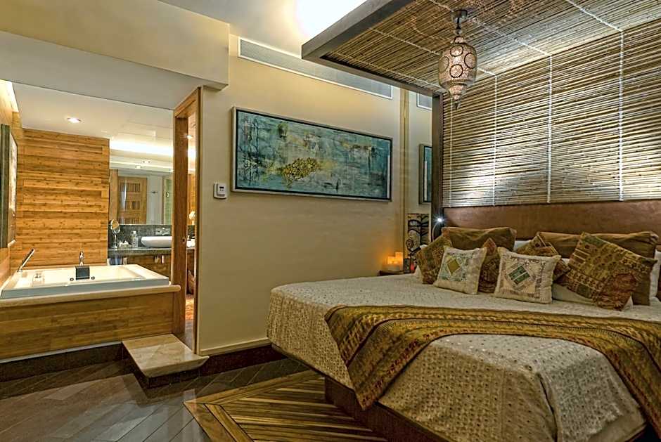 La Divina by Aldea Thai