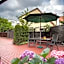 Villa Anna - Noclegi Rooms - FREE parking, taras, 1500m do Starówki