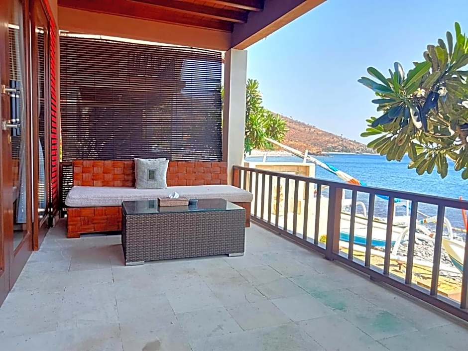 Amed Santorini Villa