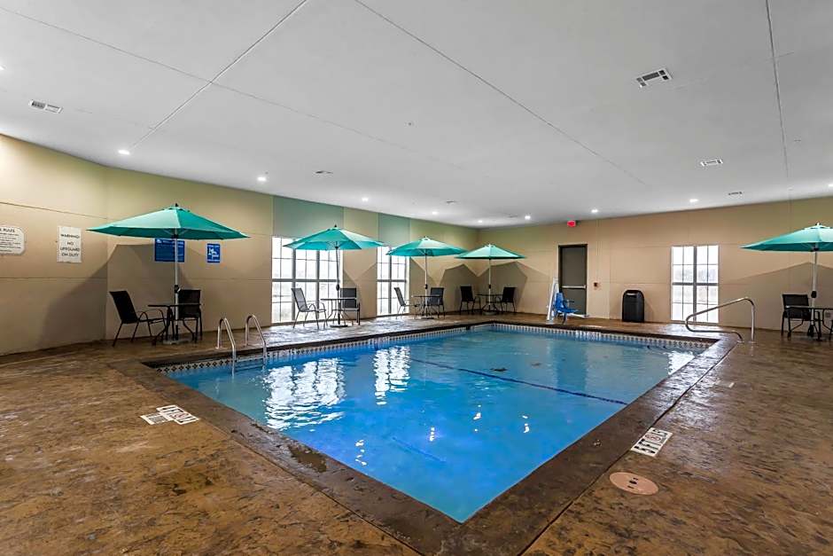 Comfort Suites University