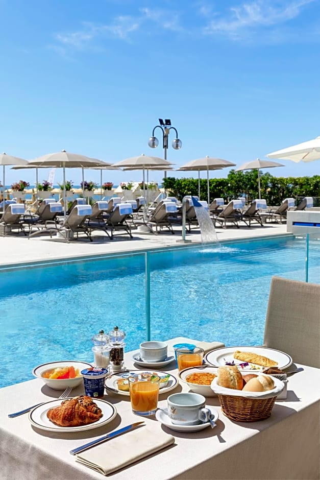 Hotel Cavalieri Palace & Suites