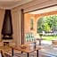 Oasis lodges