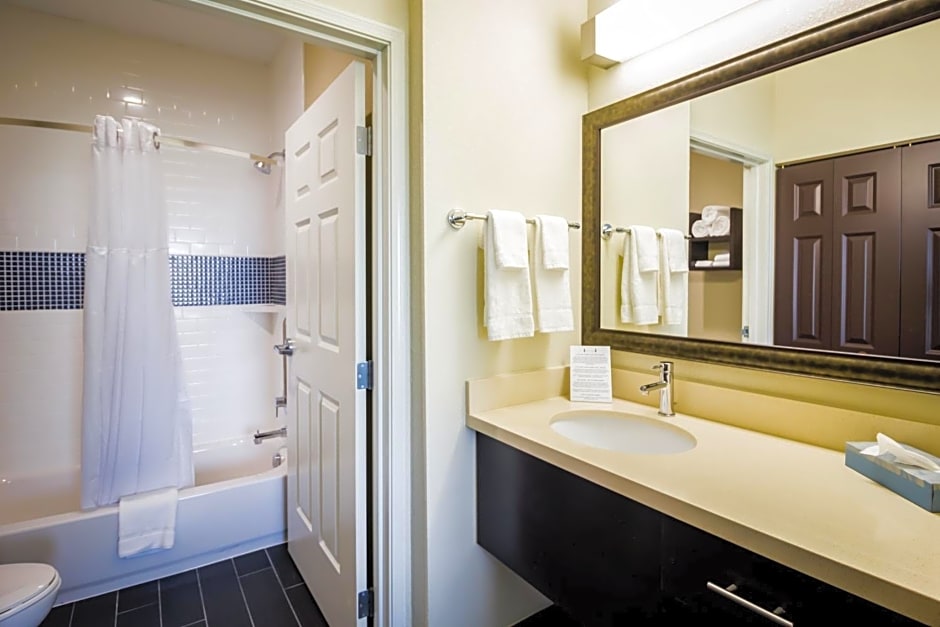 Staybridge Suites Plano / Frisco By IHG