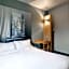 B&B HOTEL Aix-en-Provence Pont de l'Arc