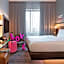 Moxy by Marriott Katowice Airport