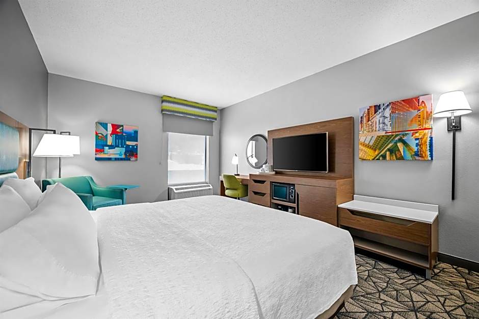 Hampton Inn By Hilton Bloomington West