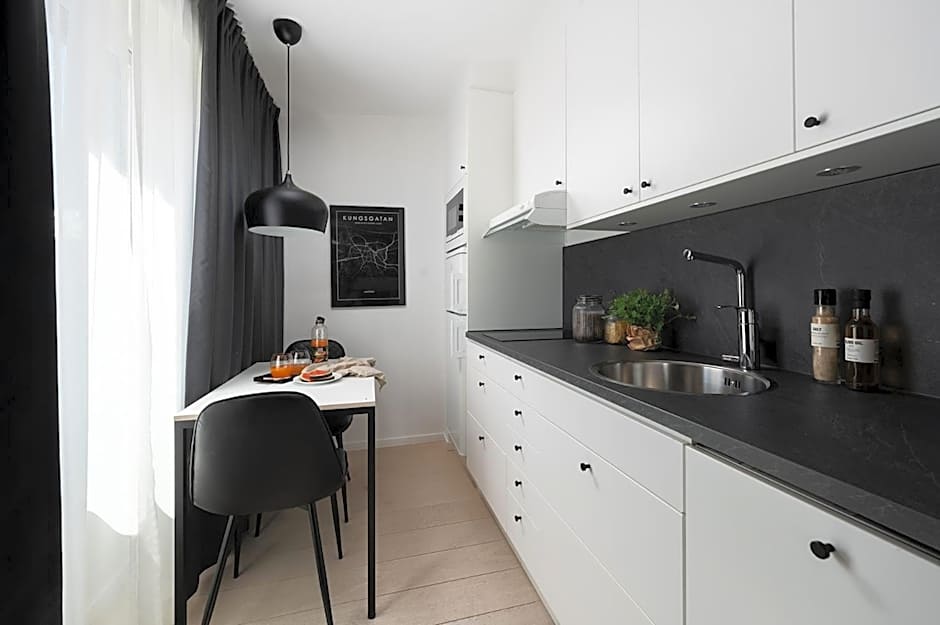 Sky Hotel City Apartments