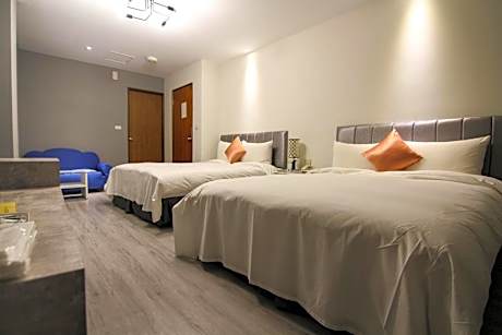 Standard Quadruple Room