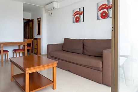 APARTMENT TWO BEDROOMS 