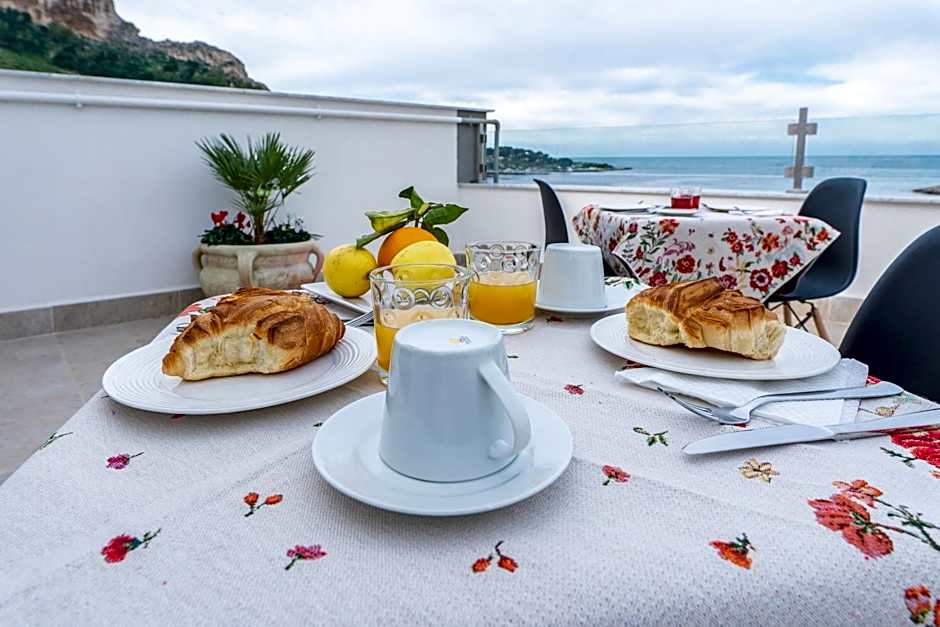 B&B Una Terrazza sul Golfo di Sferracavallo