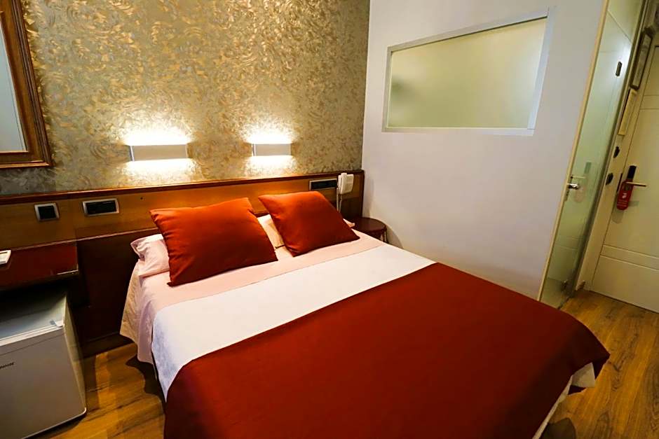 Hostal Hispano - Argentino