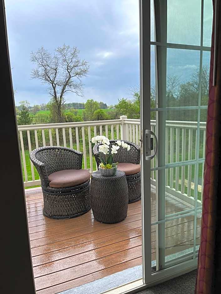 Brinton Suites