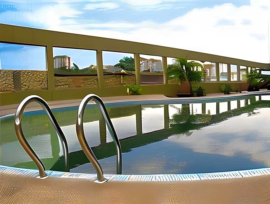 Oriental Crystal Hotel