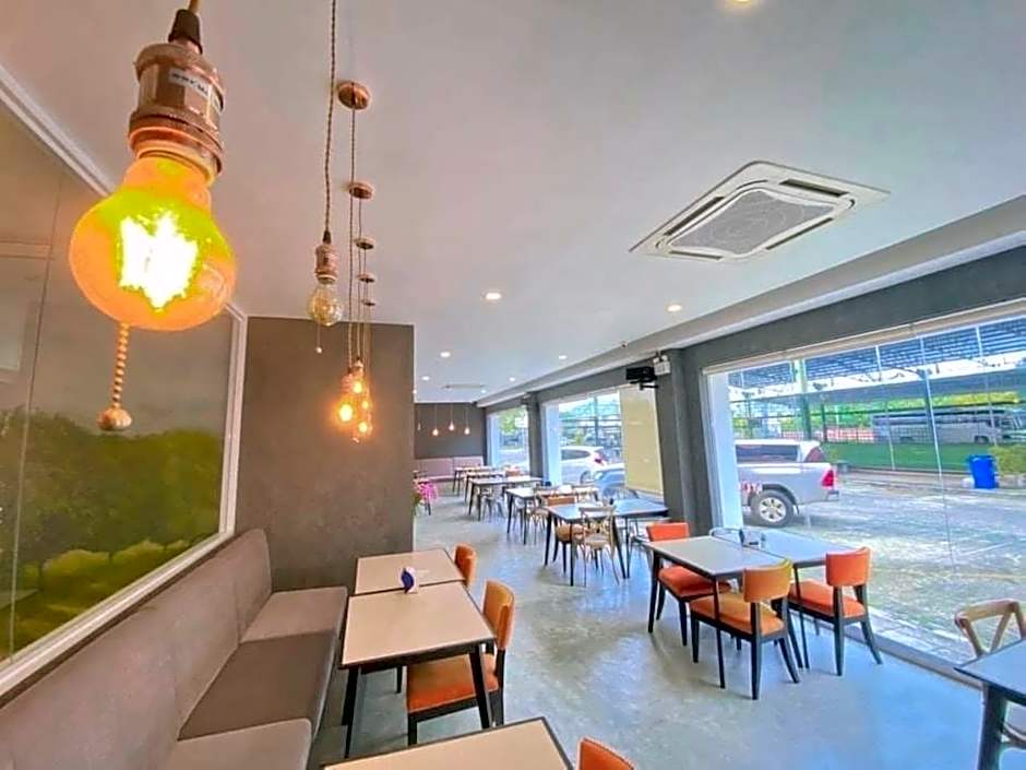 Original Orange Hotel