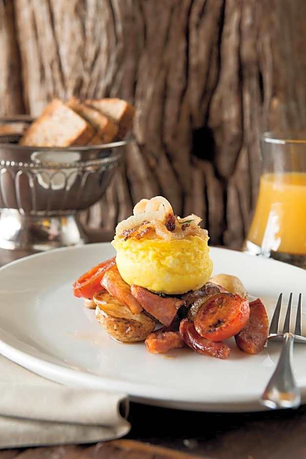 Madikwe Hills Private Game Lodge