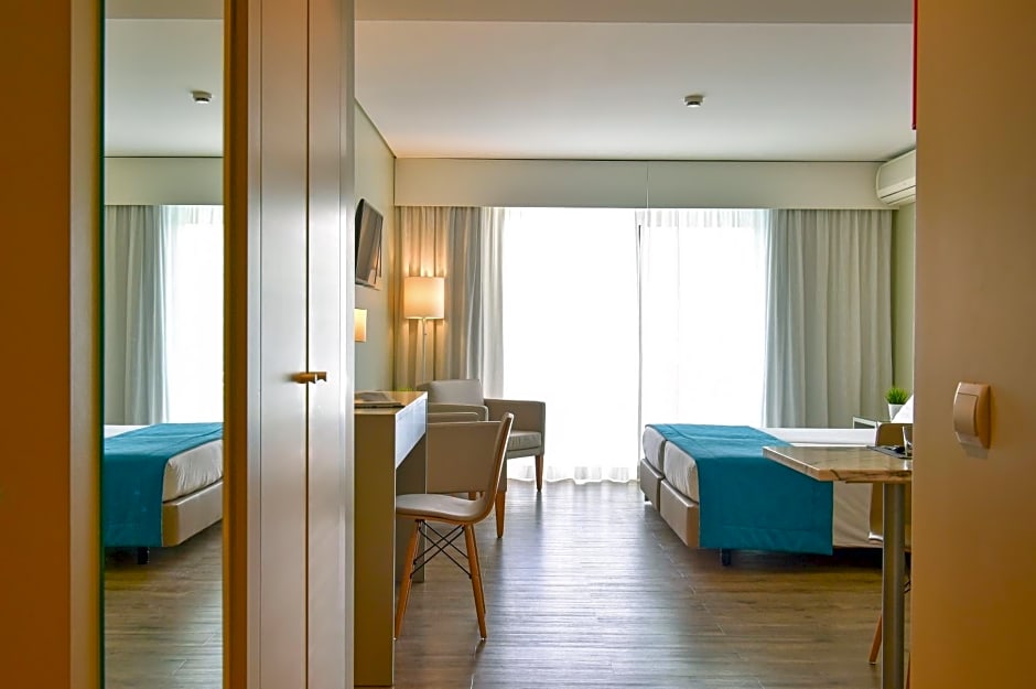 Aqualuz Lagos by The Editory